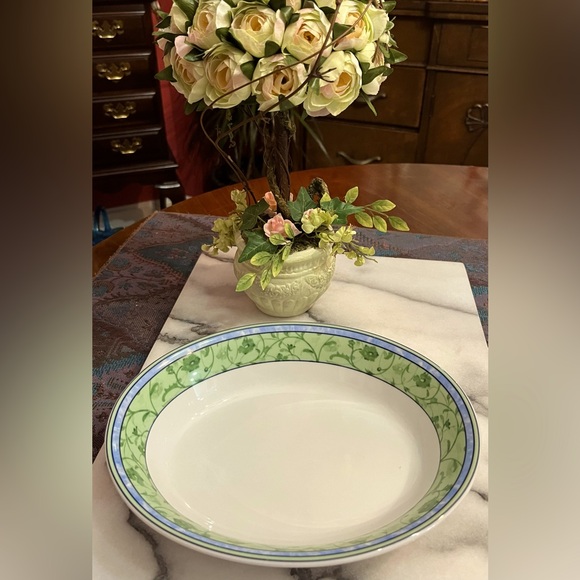 WEDGWOOD WATERCOLOUR OVAL VEGETABLE BOWL GREEN/BLUE - Picture 5 of 8